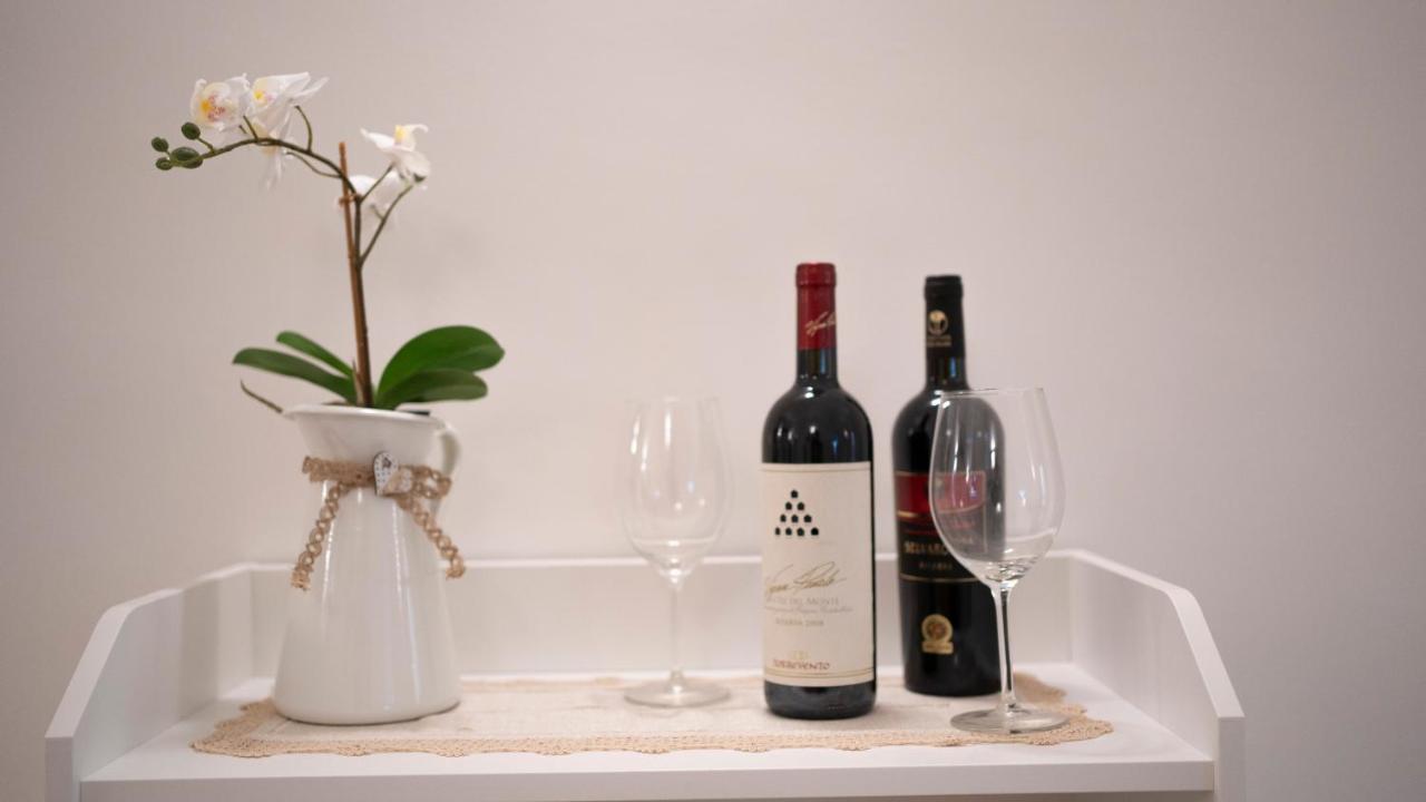 Dimora Fantasia Charme B&B バーリ エクステリア 写真