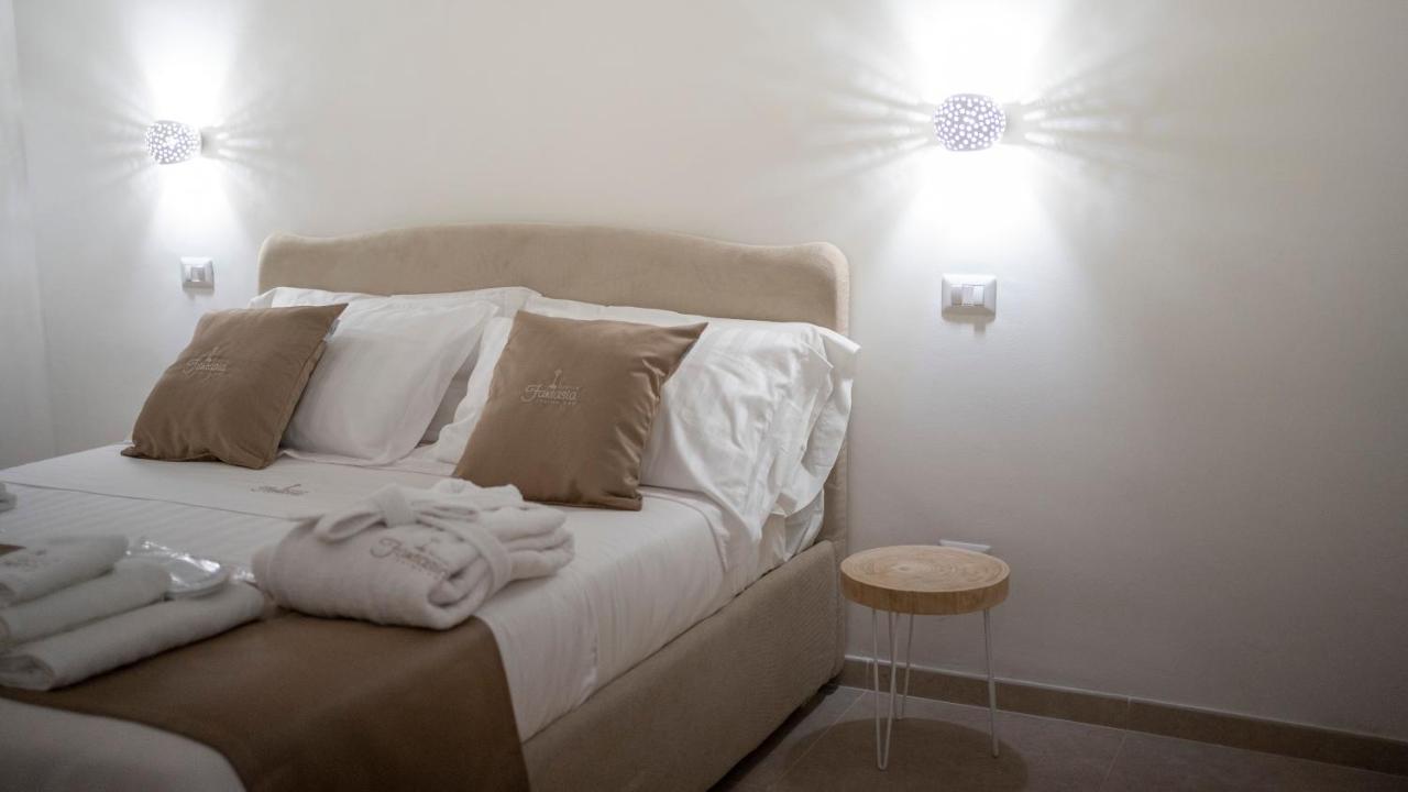Dimora Fantasia Charme B&B バーリ エクステリア 写真