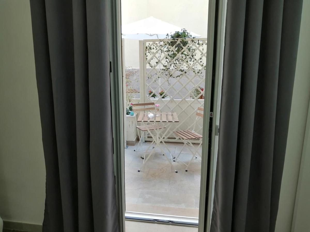 Dimora Fantasia Charme B&B バーリ エクステリア 写真